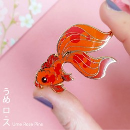 Pin's poisson rouge